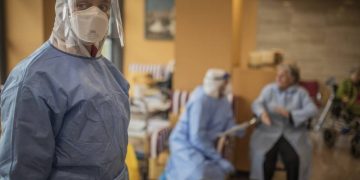 Alldaynews.gr Κορονοϊός: Δείτε τι «παράξενο» συνέβη στην Ελλάδα μετά τα μέτρα