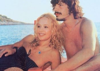 Αλίκη Βουγιουκλάκη: Η σπάνια Αισθησιακή φωτογραφία με τον Βλάσση Μπονάτσο στον Θεολόγο