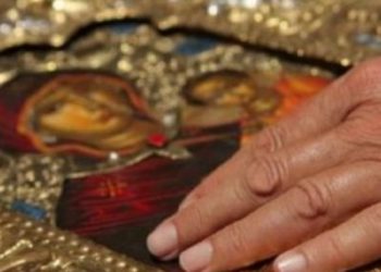 Σας παρακαλώ πολύ όλους, προσευχηθείτε για το κορίτσι μου!