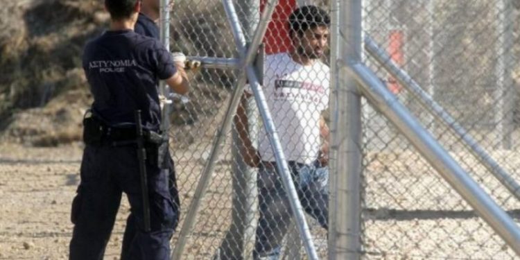 Alldaynews.gr Χαροπαλεύει αστυνομικός! Έπαθε έμφραγμα στην Αμυγδαλέζα