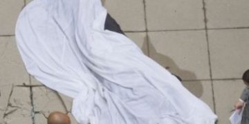 Alldaynews.gr Τραγικό: Αυτή ήταν η 52χρονη Νίκη που έκανε βουτιά θανάτου τα ξημερώματα