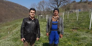 Alldaynews.gr Μη λέμε μόνο για Βαρουφάκη! Βουλευτής της ΝΔ «έσπασε» την καραντίνα για… γήινες ανοιξιάτικες αποδράσεις