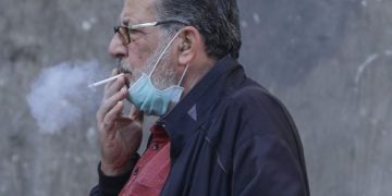 Κορωνοϊός: Οι καπνιστές προστατεύονται από τον COVID-19 αν κόψουν ΤΩΡΑ το κάπνισμα!