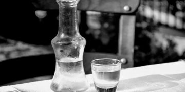 Alldaynews.gr Κορονοϊός – Κρήτη: Προσφέρουν τόνους τσικουδιά για παρασκευή οινοπνεύματος
