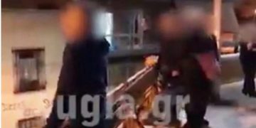 Γείτονες Προπηλακίζουν Στον Κουκάκι Αυτόν Που Δημοσίευσε Φωτογραφίες Του Ιερέα: «Μπράβο Ρουφιάνε»