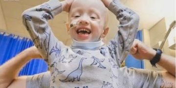 Νίκησε τον κορονοϊό ένα 4χρονο αγόρι που δίνει μάχη με τον καρκίνο