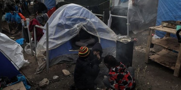 Alldaynews.gr Πυροβολισμοί στη Μόρια – Δύο τραυματίες