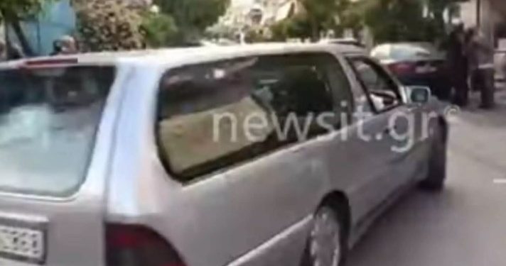 Alldaynews.gr Κλινική Ταξιάρχαι-Κορονοϊος: Βίντεο ντοκουμέντο με την μεταφορά νεκρού ασθενή