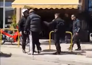 Άγριος Τσαμπουκάς Γνωστού Μποντιμπίλντερ σε Αστυνομικούς[video]