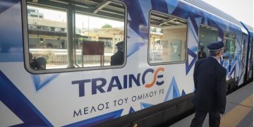 Alldaynews.gr Απολύσεις 125 εργαζομένων στην ΤΡΑΙΝΟΣΕ με αφορμή την πανδημία καταγγέλλει η Πανελλήνια Ομοσπονδία Σιδηροδρομικών