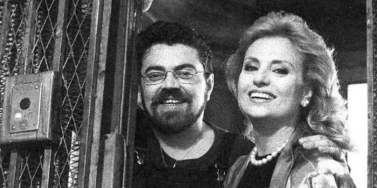 Alldaynews.gr Δεκαετίες πριν την Πρωτοψάλτη, ο Κραουνάκης απαγόρευσε κι απ’ την Μοσχολιού να ερμηνεύει τραγούδια