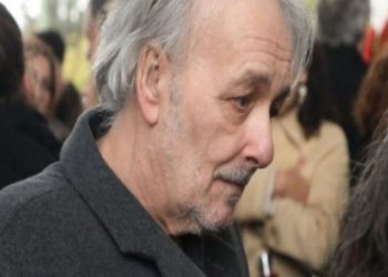 Ο Αντρέας συζεί στην Κηφισιά με τη σύντροφό του. Ένα αξιόλογο πλάσμα που τον αγαπάει πολύ