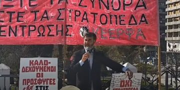 Πακιστανική κοινότητα: Προκαλεί ανοιχτά του Έλληνες μπροστά στην Βουλή[video]