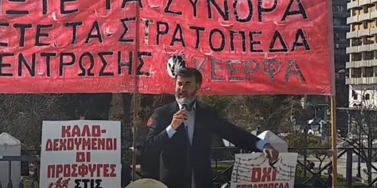 Πακιστανική κοινότητα: Προκαλεί ανοιχτά του Έλληνες μπροστά στην Βουλή[video]