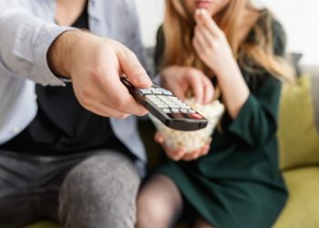 Μέσω Internet: Δωρεάν ταινίες, σήριαλ, ντοκιμαντέρ, παιδικό πρόγραμμα-Πλήρης λίστα