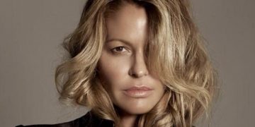 Ο Κούλογλου και τα fake news – Τι ανακρίβειες γράφει για την Τζένη Μπαλατσινού (Photos)