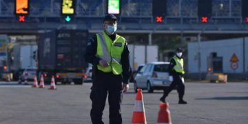 Τι θα κρίνει τις οριστικές αποφάσεις για την ολική απαγόρευση της κυκλοφορίας το Πάσχα