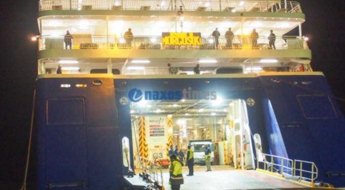 Alldaynews.gr Τραγωδία στο “Blue Star Naxos” με νεκρό επιβάτη (pics, video)