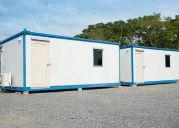 Η Αυστρία αποστέλλει στην Ελλάδα 181 κοντέινερ διαμονής και υγειονομικού εξοπλισμού