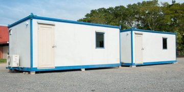 Η Αυστρία αποστέλλει στην Ελλάδα 181 κοντέινερ διαμονής και υγειονομικού εξοπλισμού