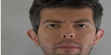 ΑΥΤΟΣ είναι ο δάσκαλος που κατηγορείται για ασέλγεια 5 ανήλικων – Με πρόσχημα τα ιδιαίτερα μαθήματα