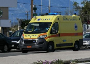 Οδηγός τραυμάτισε θανάσιμα και εγκατέλειψε 35χρονο που κλάδευε δέντρα στο πεζοδρόμιο