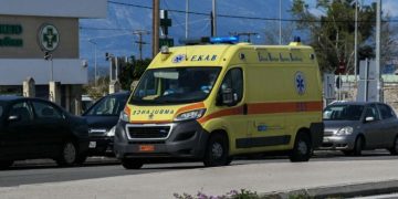Alldaynews.gr Οδηγός τραυμάτισε θανάσιμα και εγκατέλειψε 35χρονο που κλάδευε δέντρα στο πεζοδρόμιο
