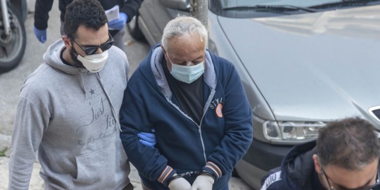 Alldaynews.gr Μαρτυρία-Ανατροπή “ΚΑΙΕΙ” τον Πατέρα! Ήταν Αλκοολικός ο Πατέρας – ΔΕΝ ήταν Ναρκομανής ο Γιός