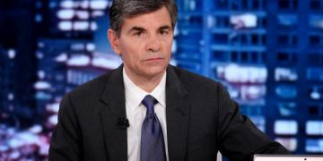 Alldaynews.gr Με κορωνοϊό διαγνώστηκε ο Τζορτζ Στεφανόπουλος και η σύζυγός του (Video)