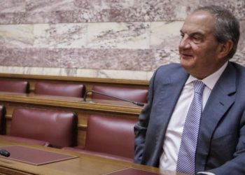 Αυτό είναι το tweet για τον κορωνοϊό που έκανε τον Κώστα Καραμανλή να κλάψει απ’ τα γέλια (Pic)