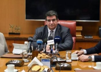 Καρέλιας: Τεράστια η Δωρεά του! Δάκρυσαν Γιατροί και Πολιτικοί