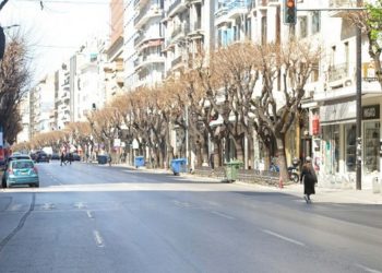 “Καθημερινή”: Σκέψεις για απαγόρευση κυκλοφορίας των αυτοκινήτων