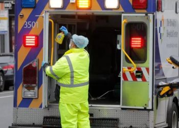 Κορωνοϊός: Εικόνες πολέμου στα νοσοκομεία της Νέας Υόρκης – Οριακές καταστάσεις (Video)