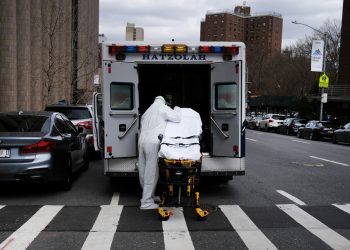 Παγκόσμιο ρεκόρ νεκρών σε μία μέρα λόγω Κορωνοϊού από τις ΗΠΑ! Τρόμος