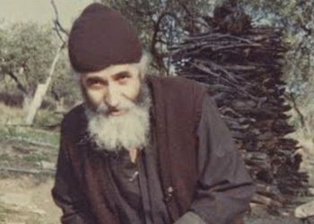 Άγιος Γέροντας Παΐσιος: «Οι αδικημένοι είναι τα πιο αγαπημένα παιδιά του Θεού»