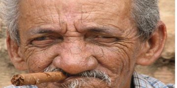 Alldaynews.gr Μοσχάτο: Κατήγγειλε στην Αστυνομία τον 85χρονο πατέρα της ως κρούσμα κορωνοϊού