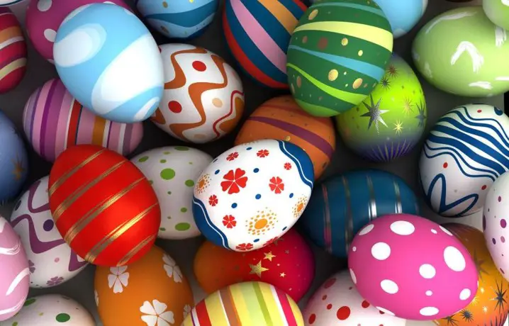 Χωρίς χημικά & τοξικές ουσίες: Έτσι θα βάψετε Πασχαλινά αυγά όπως στα παλιά τα χρόνια, ο παραδοσιακός τρόπος