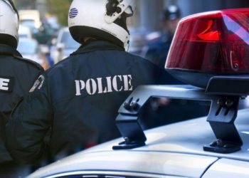 Α.Τ. Περιστερίου: Πρόστιμα άσκοπης μετακίνησης σε γιατρούς και δημοτικούς συμβούλους που πήγαν στο τμήμα