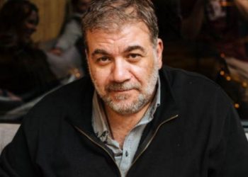 Δημήτρης Σταρόβας