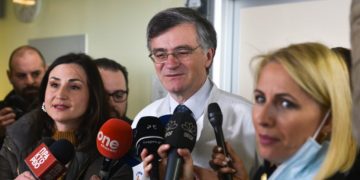 Alldaynews.gr Σωτήρης Τσιόδρας: Λάθος η χρήση της μάσκας-Προσοχή Κίνδυνος