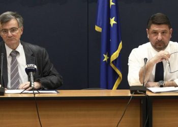 Τσιόδρας-Χαρδαλιάς: Μας προετοιμάζουν για πιο Αυστηρά μέτρα το Πάσχα;