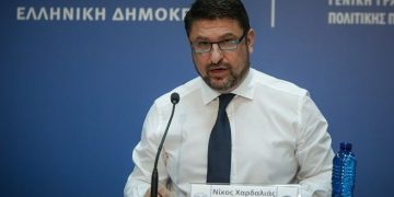 Alldaynews.gr Χαρδαλιάς για Μεγάλη Παρασκευή: Κλειστά τα κοιμητήρια – Έξι ώρες ανοιχτά τα καταστήματα