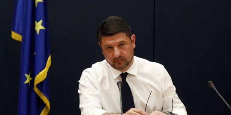 «Κόψτε τα νταηλίκια! Δεν είμαστε ισοβίτες κ. Χαρδαλιά-Σεβαστείτε τους Έλληνες»