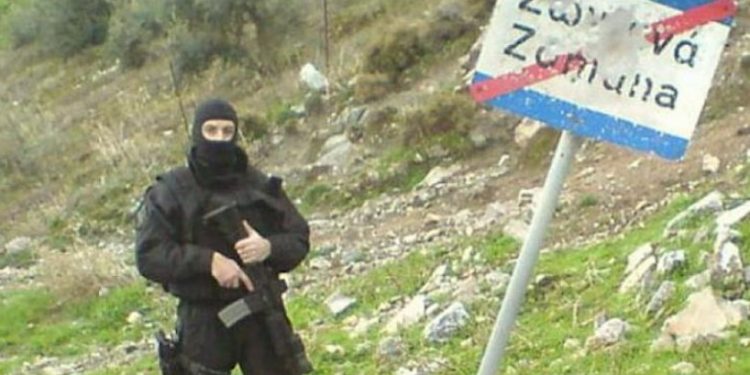 Ζωνιανά: Πόλεμος στο “Χριστός Ανέστη” μπροστά σε παιδιά![Σοκαριστικό Βίντεο]