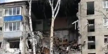 Μόσχα: Πολυκατοικία κατέρρευσε ύστερα από έκρηξη – Πληροφορίες για νεκρούς