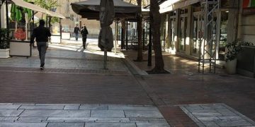 Alldaynews.gr Σταδιακή άρση μέτρων από 4 Μαϊου: Ξεκίνημα με μικρά εμπορικά, καφέ, εστιατόρια (vid)
