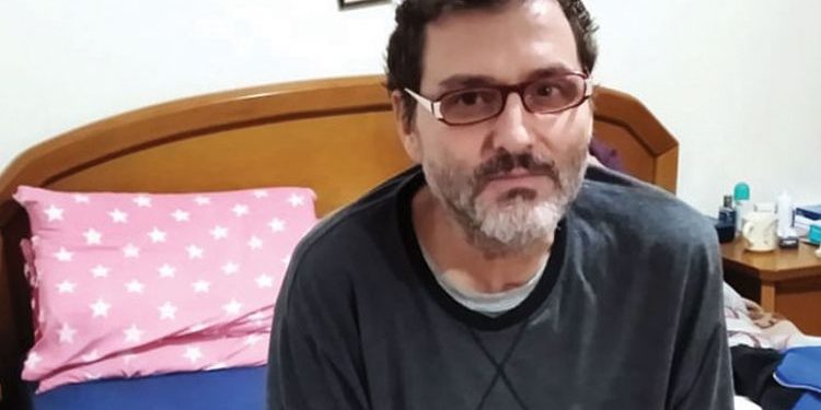 Δημήτρη, τι θυμάσαι από τις 25 μέρες στην εντατική; Η μάχη του με τον Κορωνοϊό