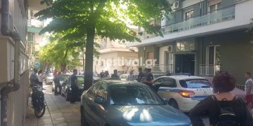 Alldaynews.gr Θεσσαλονίκη: Αιματηρό επεισόδιο- Δύο τραυματίες (pics, video)