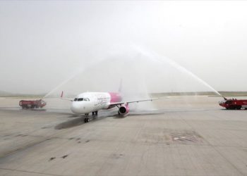 Δρομολόγια προς Ελλάδα από τον Ιούλιο – Σε ποια νησιά θα κατεβαίνουν Άγγλοι τουρίστες