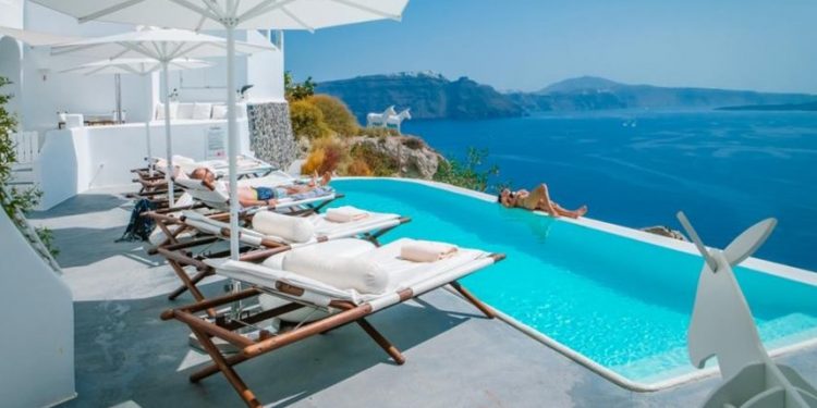 Οριστικό: Στις 8 Ιουνίου ανοίγουν τα ξενοδοχεία